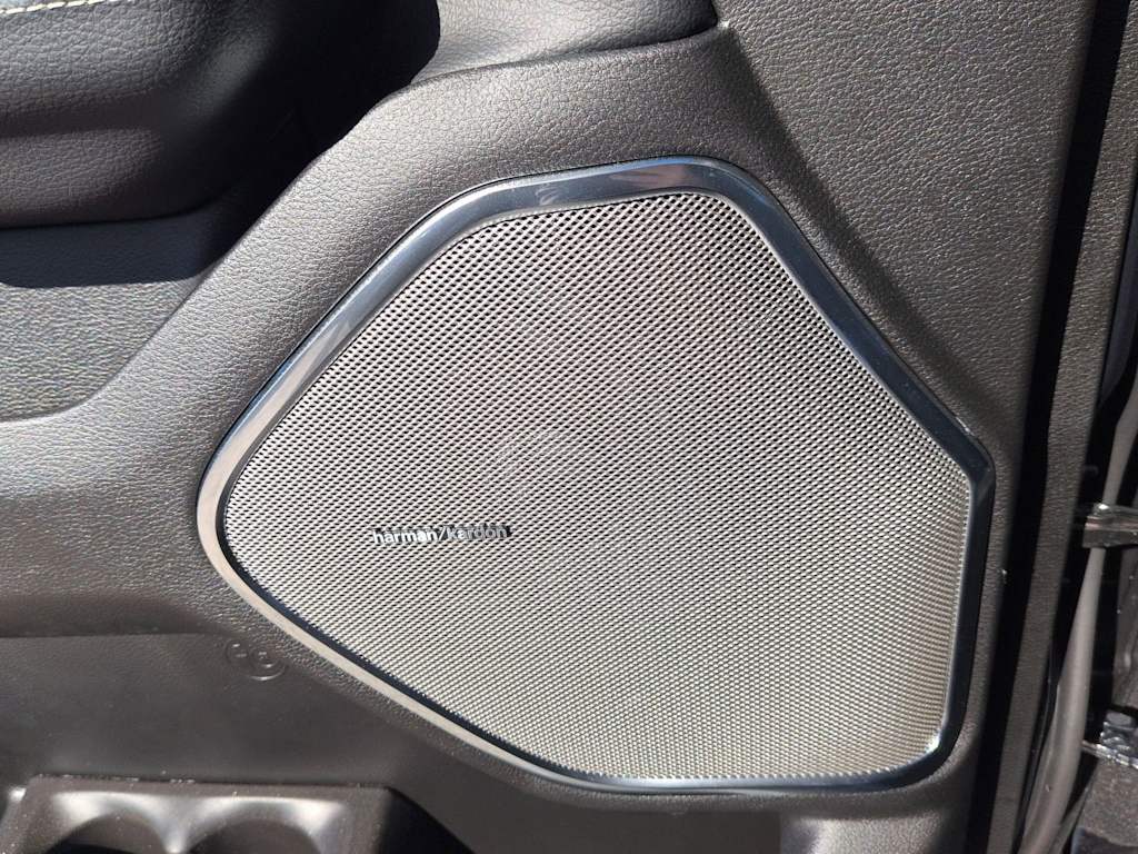 Thumbnail: 2026 RAM 1500 - 7