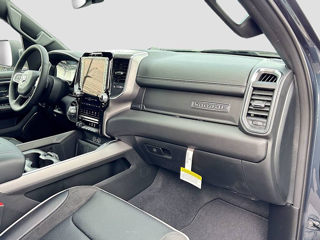 Thumbnail: 2026 RAM 1500 - 33