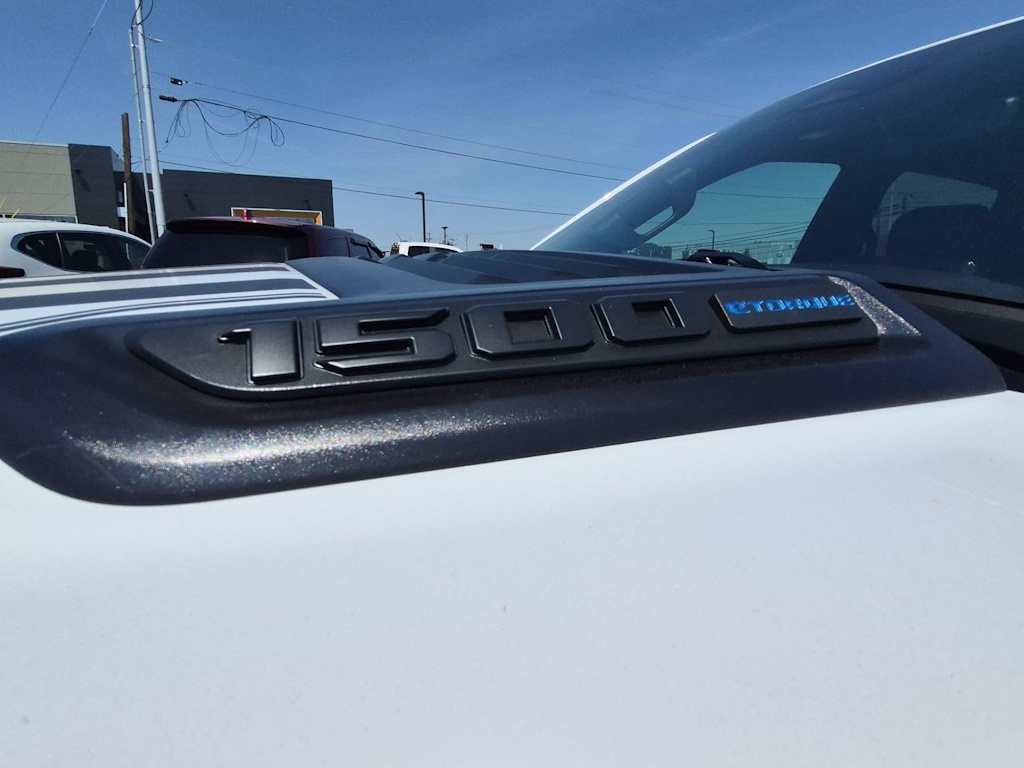 Thumbnail: 2026 RAM 1500 - 7