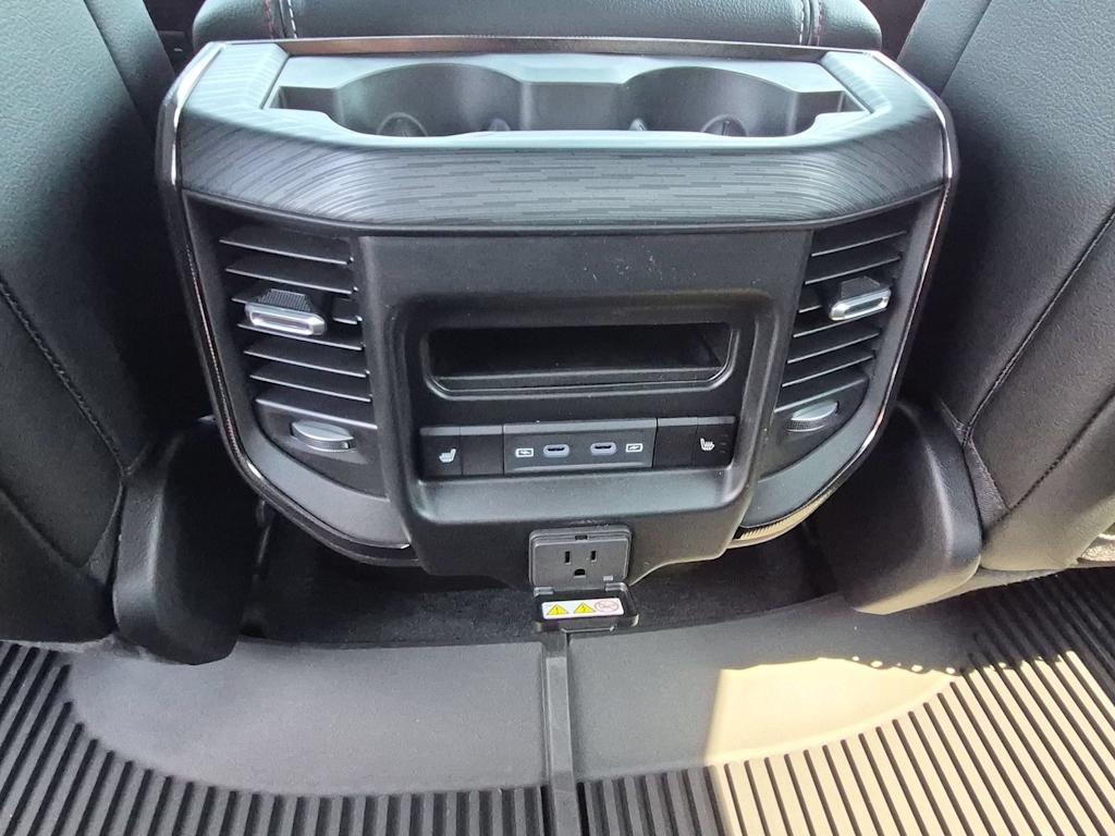 Thumbnail: 2026 RAM 1500 - 37