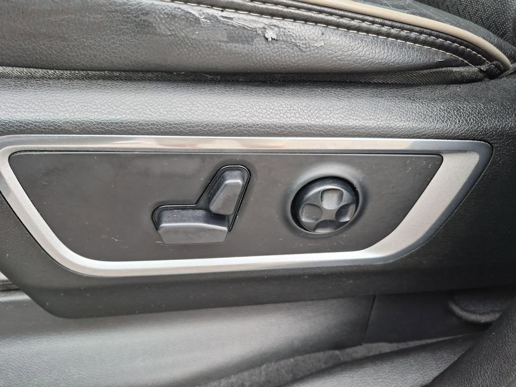 Thumbnail: 2019 RAM 1500 - 25