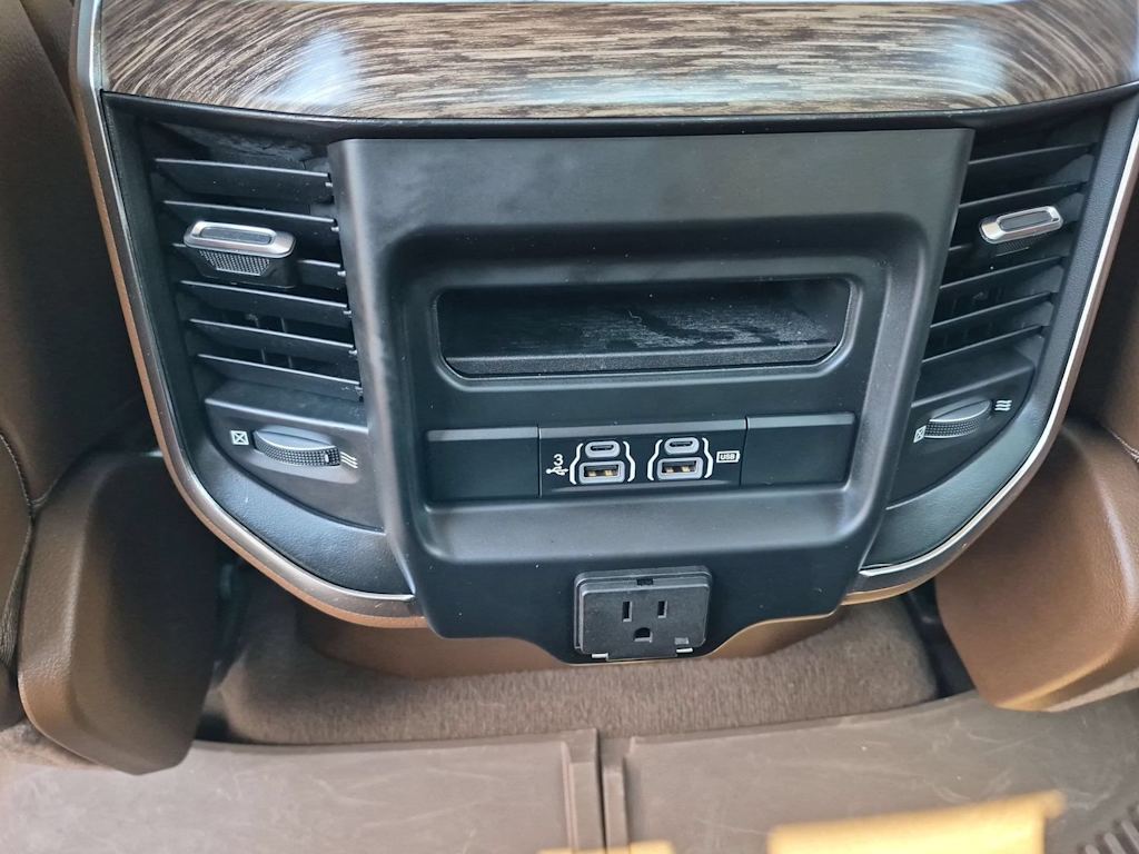 Thumbnail: 2019 RAM 1500 - 34