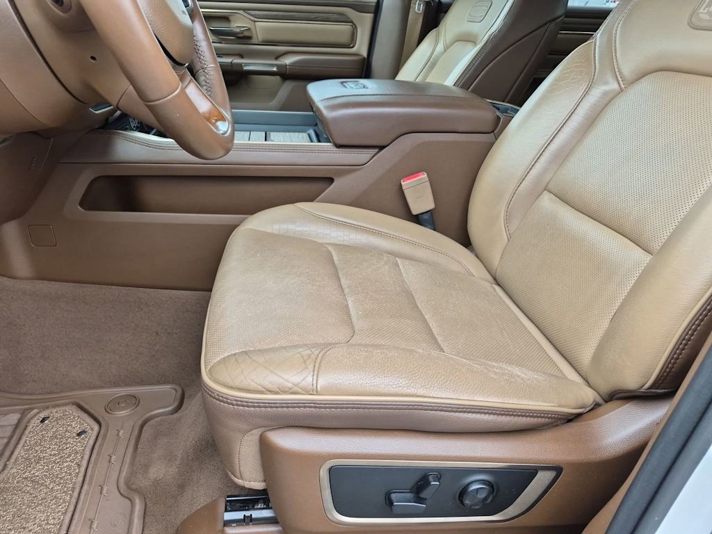 Thumbnail: 2019 RAM 1500 - 24