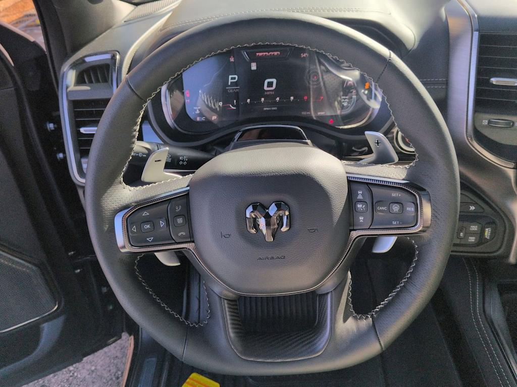 Thumbnail: 2026 RAM 1500 - 9