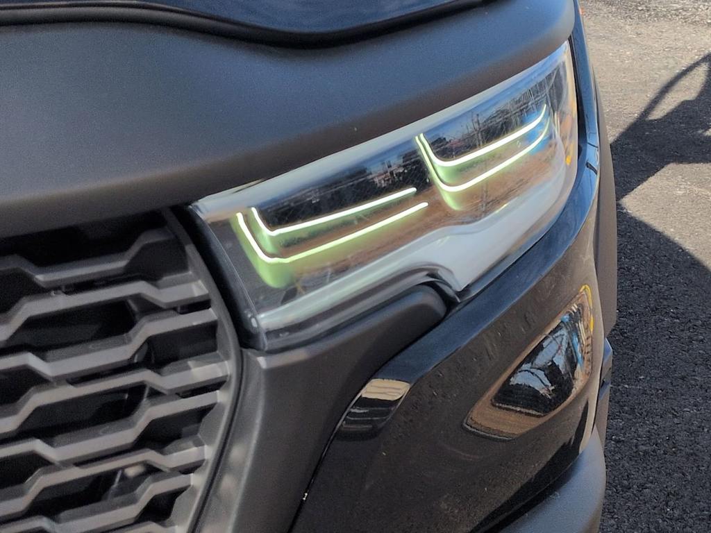 Thumbnail: 2026 RAM 1500 - 16