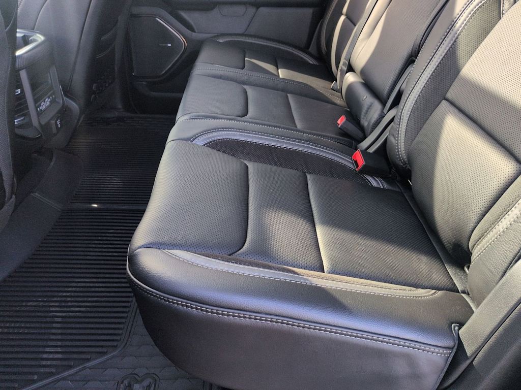 Thumbnail: 2026 RAM 1500 - 19