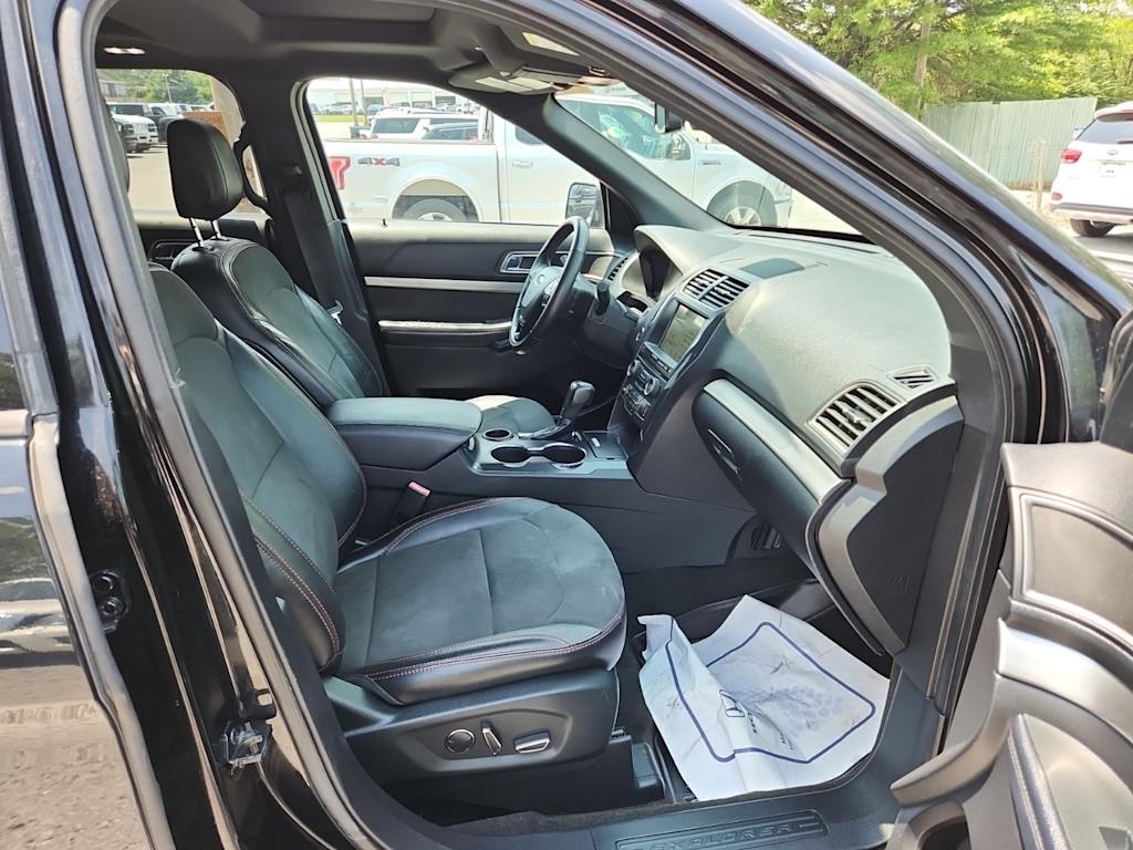 2018 Ford Explorer XLT 21