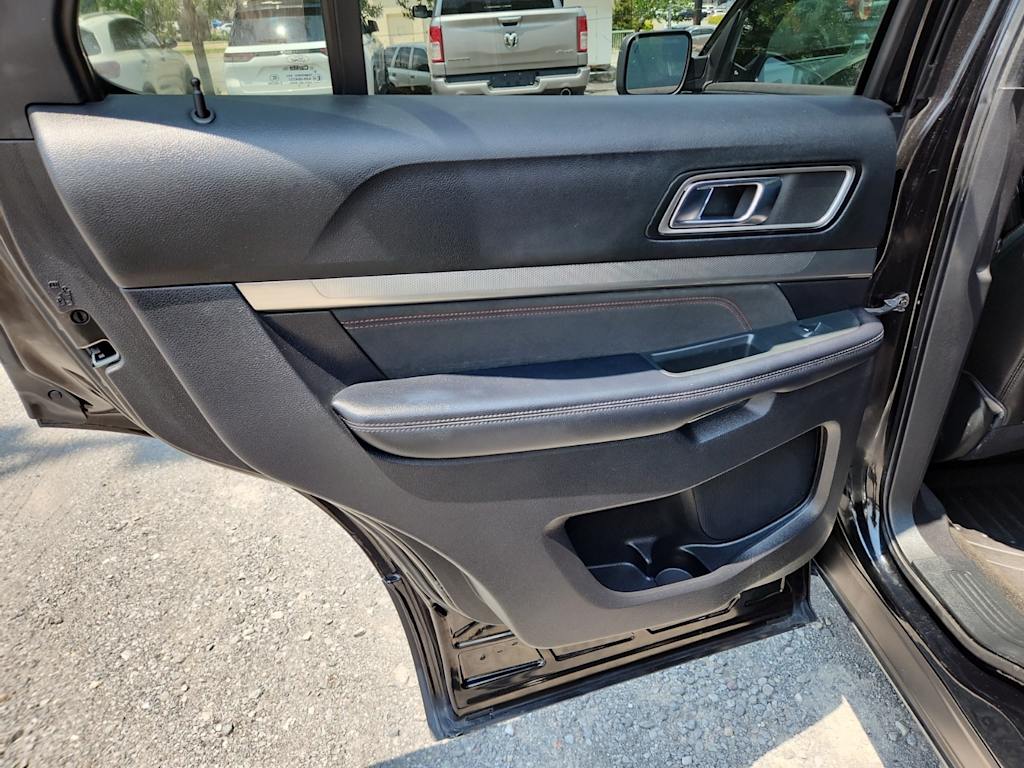 2018 Ford Explorer XLT 27
