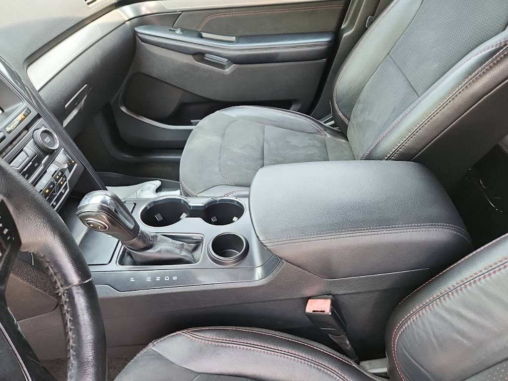 2018 Ford Explorer XLT 8