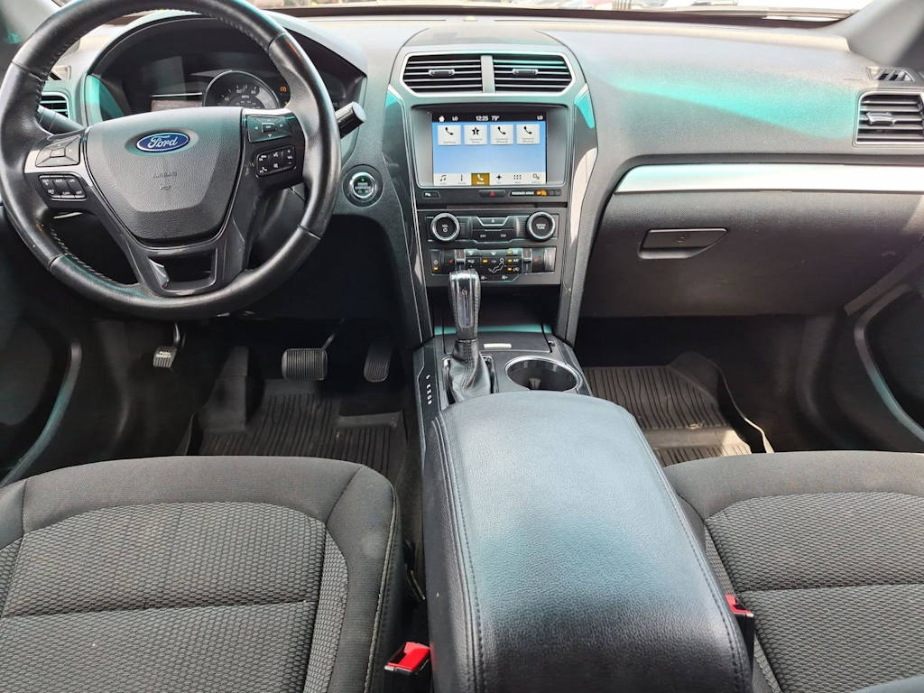 Thumbnail: 2017 Ford Explorer - 2