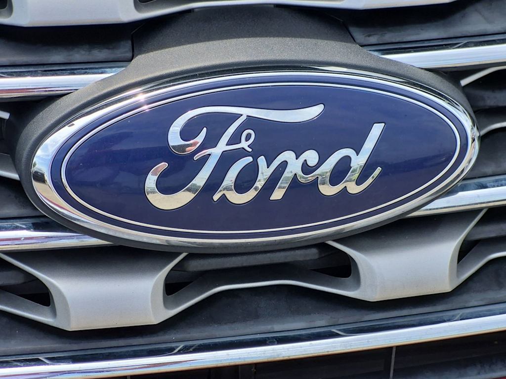 Thumbnail: 2017 Ford Explorer - 7