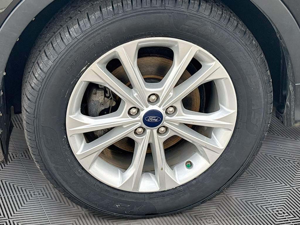 Thumbnail: 2018 Ford Escape - 7