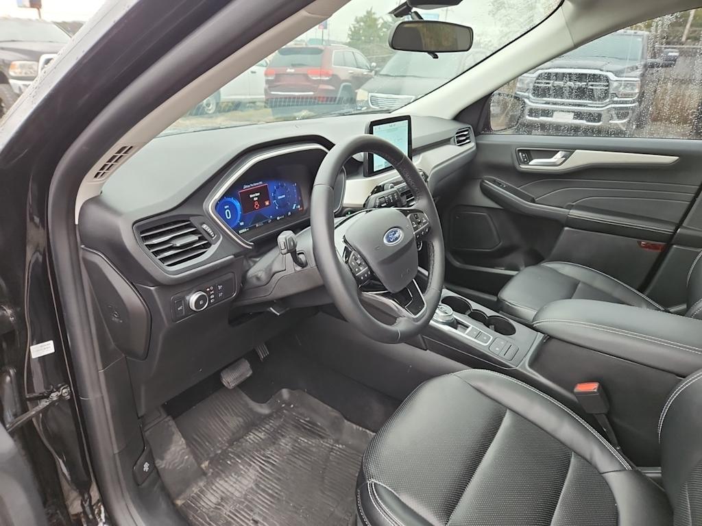 Thumbnail: 2022 Ford Escape - 11