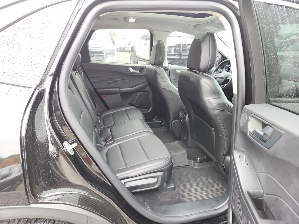 Thumbnail: 2022 Ford Escape - 24