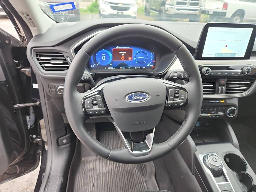 Thumbnail: 2022 Ford Escape - 7