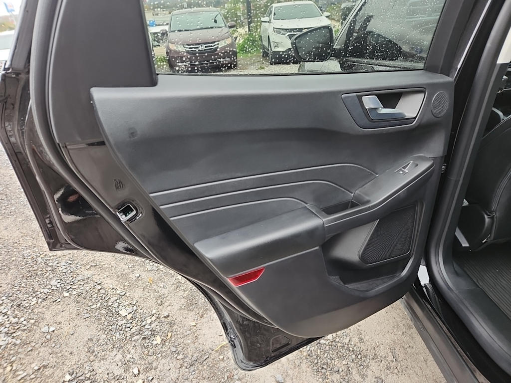 Thumbnail: 2022 Ford Escape - 27