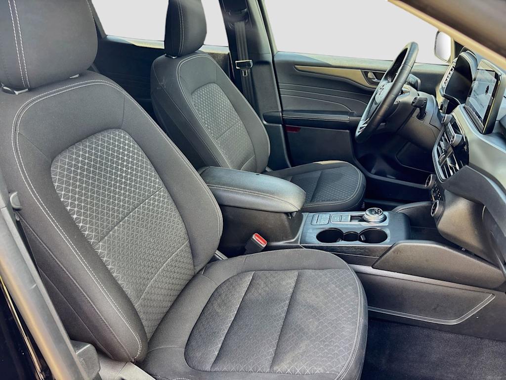 Thumbnail: 2024 Ford Escape - 30