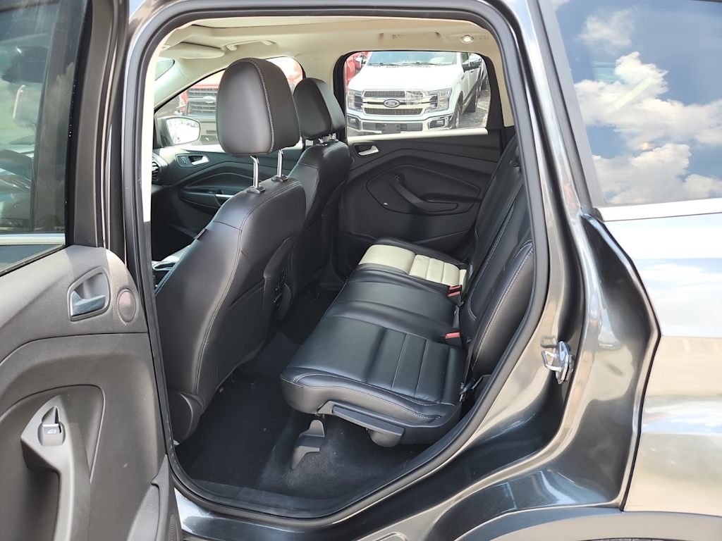 Thumbnail: 2016 Ford Escape - 26