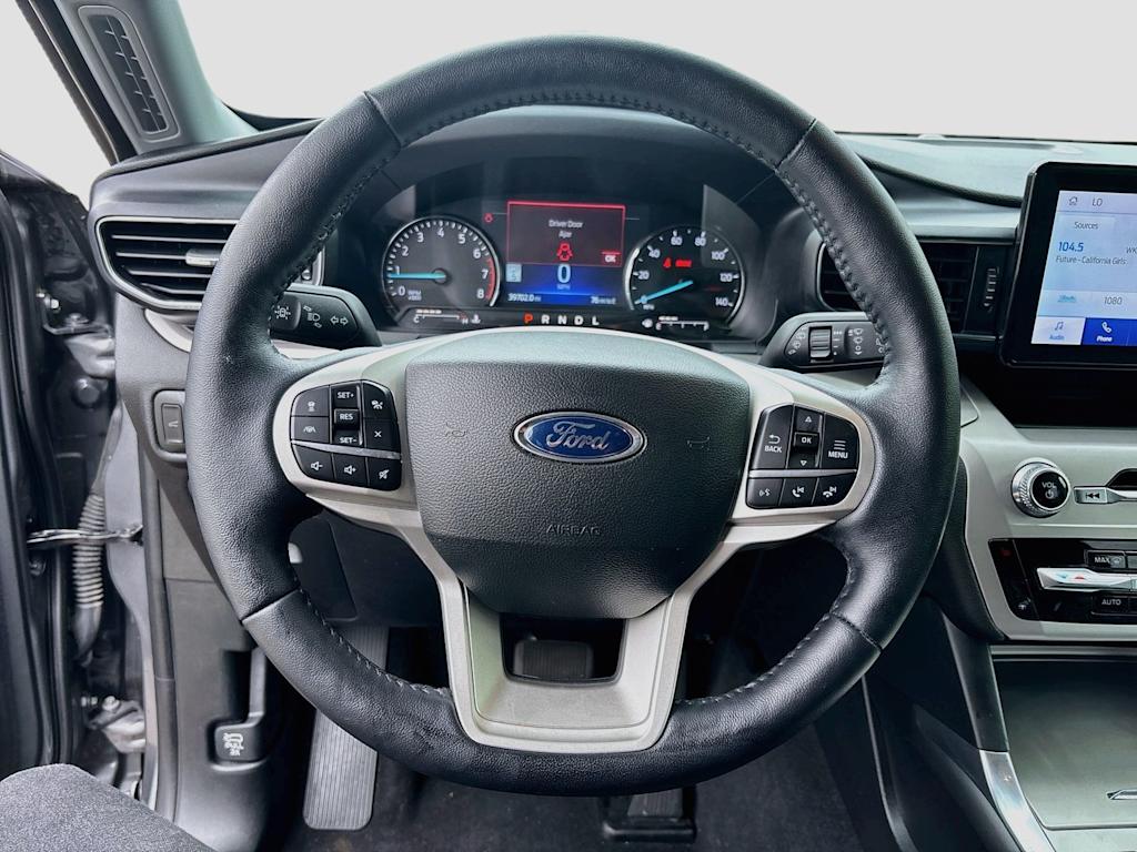 Thumbnail: 2023 Ford Explorer - 9