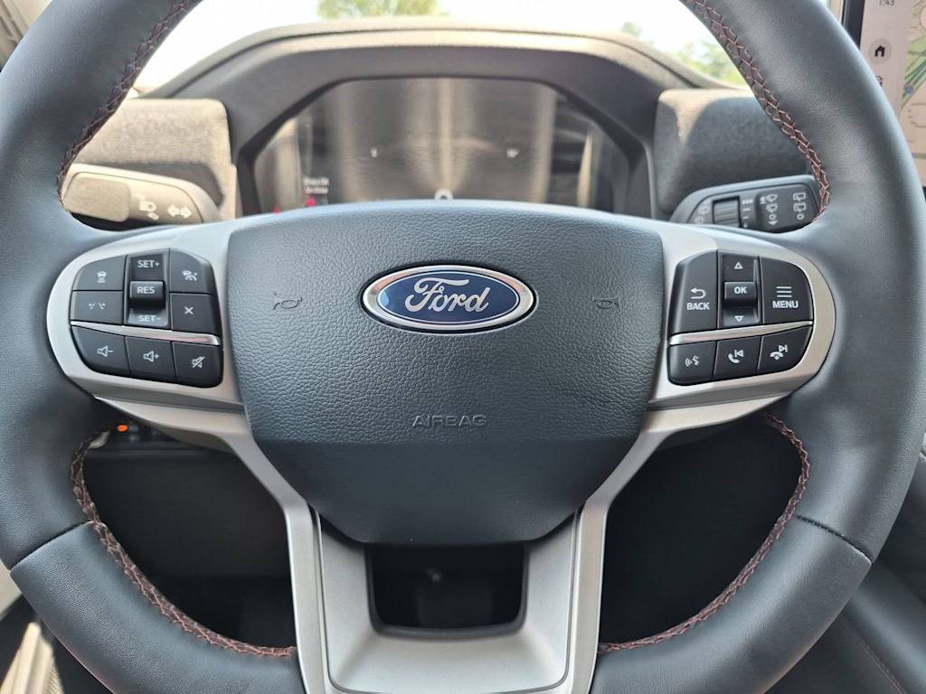 Thumbnail: 2025 Ford Explorer - 26