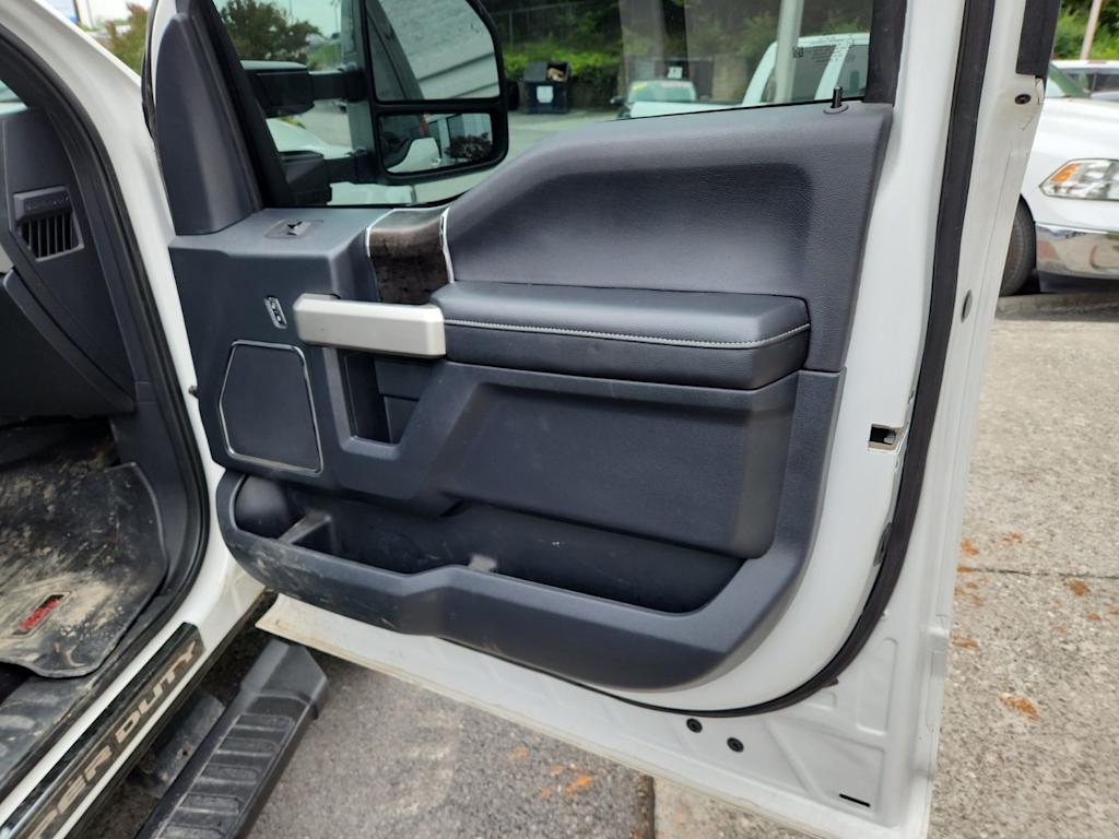 Thumbnail: 2022 Ford F-250 - 23