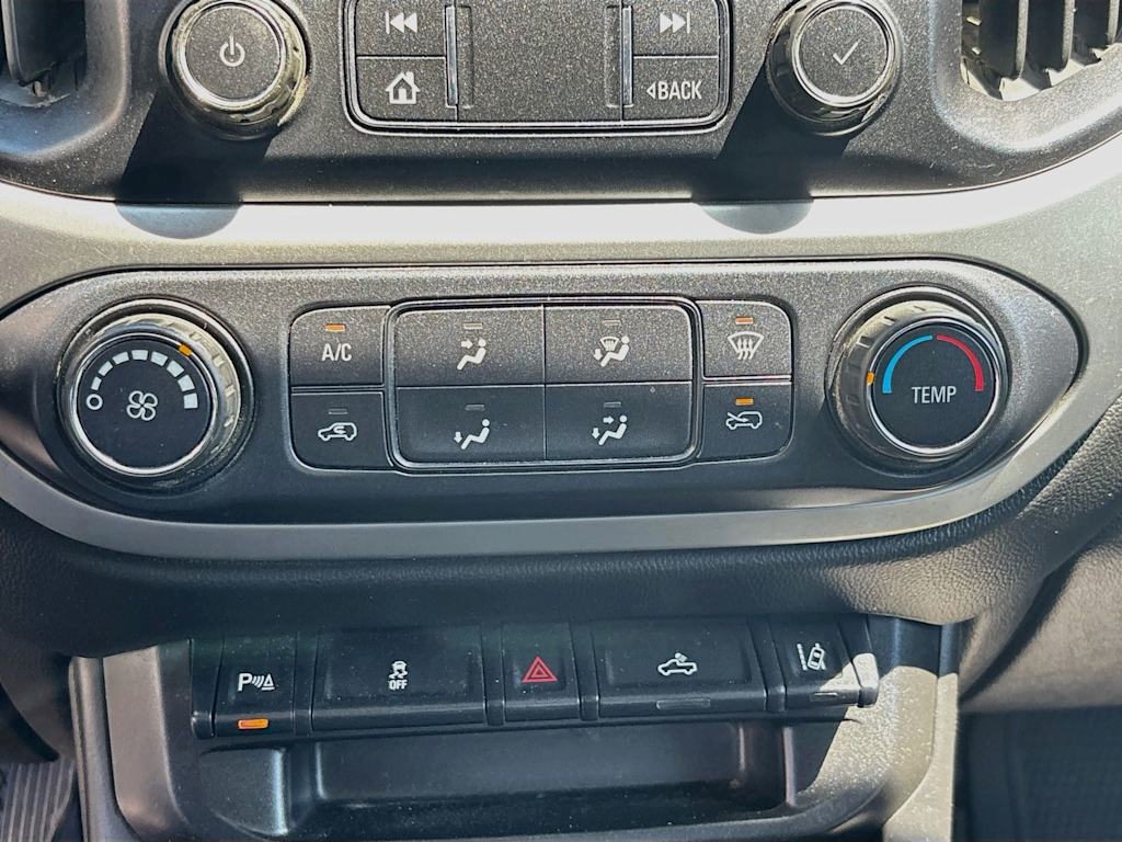 Thumbnail: 2020 Chevrolet Colorado - 26