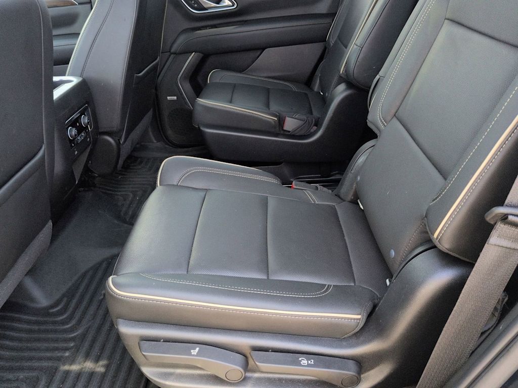 Thumbnail: 2021 Chevrolet Tahoe - 11