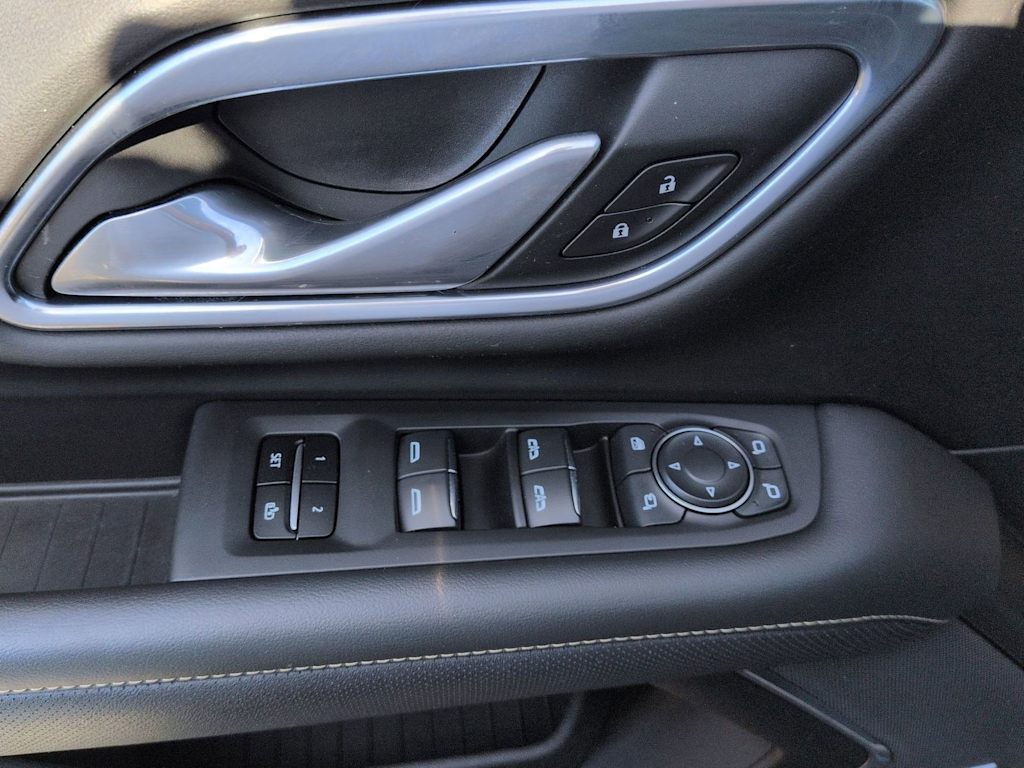 Thumbnail: 2021 Chevrolet Tahoe - 23