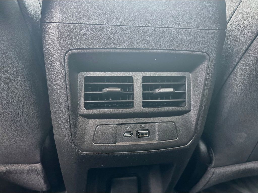 Thumbnail: 2024 GMC Canyon - 30