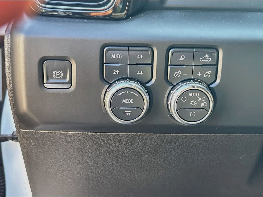 Thumbnail: 2023 GMC Sierra 1500 - 23