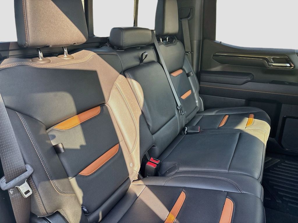 Thumbnail: 2023 GMC Sierra 1500 - 32