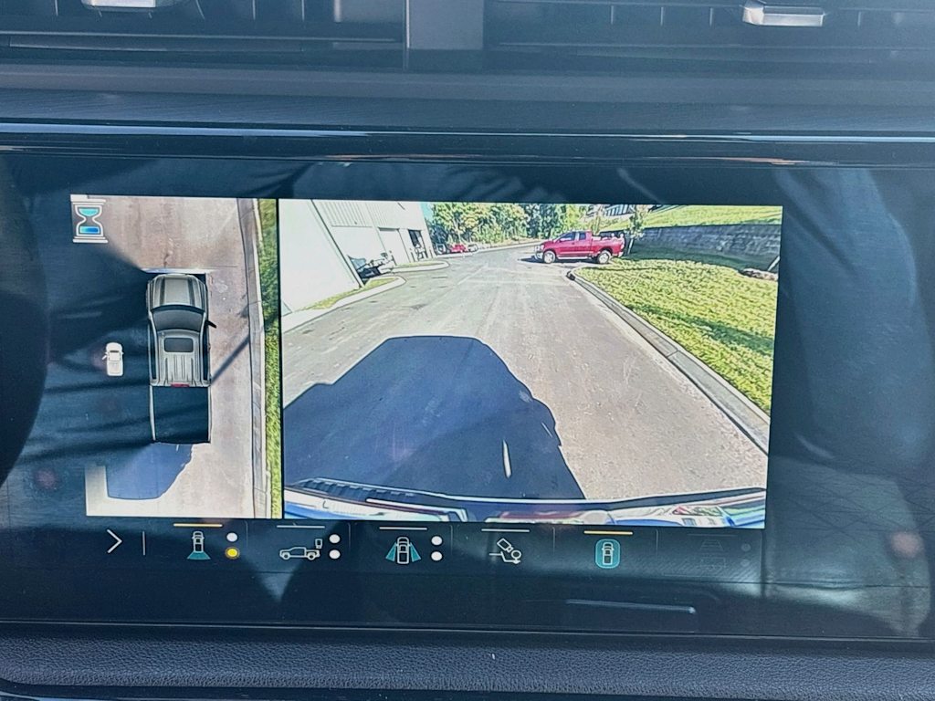 Thumbnail: 2023 GMC Sierra 1500 - 24