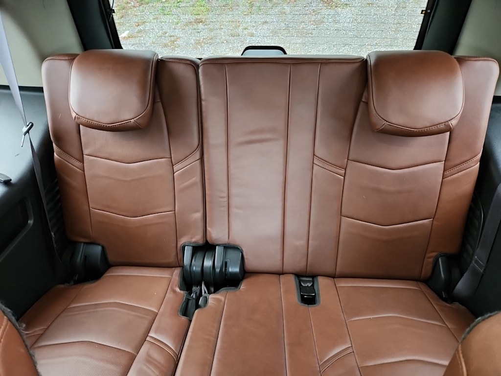 Thumbnail: 2015 Cadillac Escalade - 28