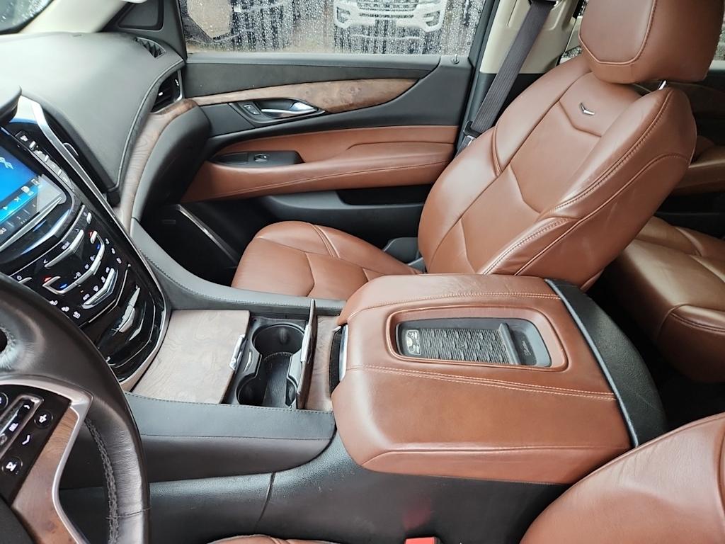 Thumbnail: 2015 Cadillac Escalade - 8