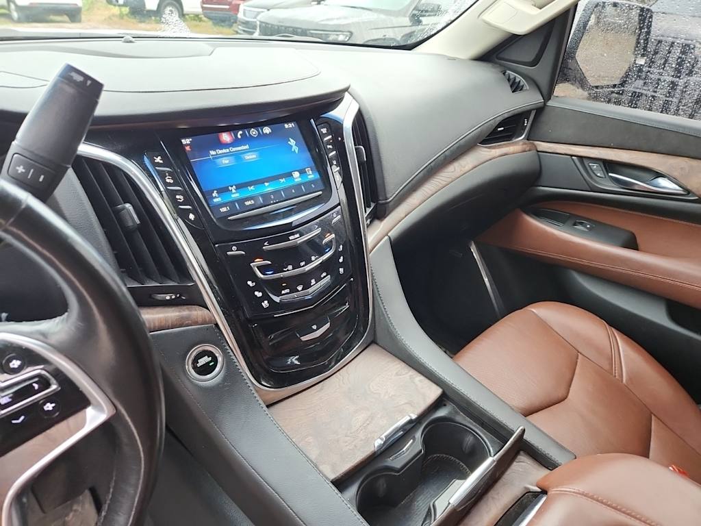 Thumbnail: 2015 Cadillac Escalade - 2