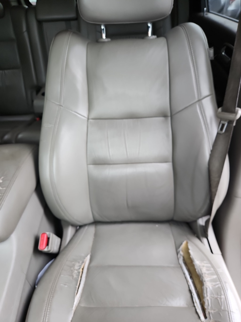 Thumbnail: 2011 Jeep Grand Cherokee - 9