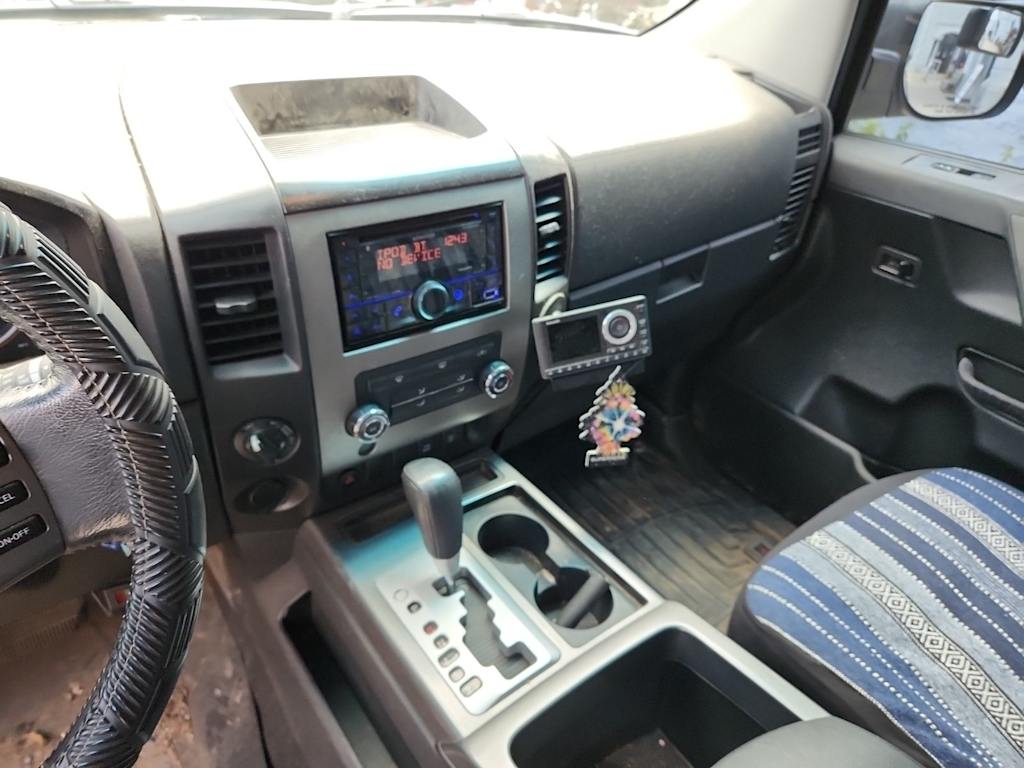 Thumbnail: 2010 Nissan Titan - 2