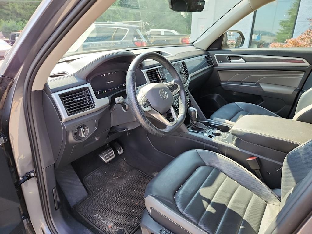 Thumbnail: 2023 Volkswagen Atlas - 11