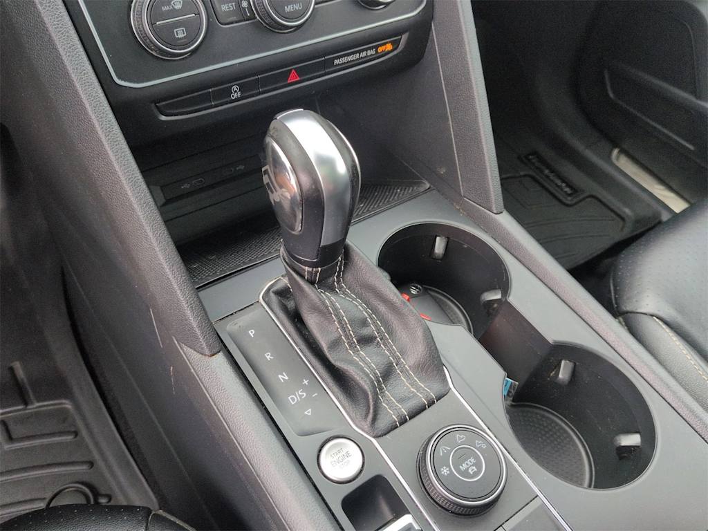 Thumbnail: 2021 Volkswagen Atlas - 32