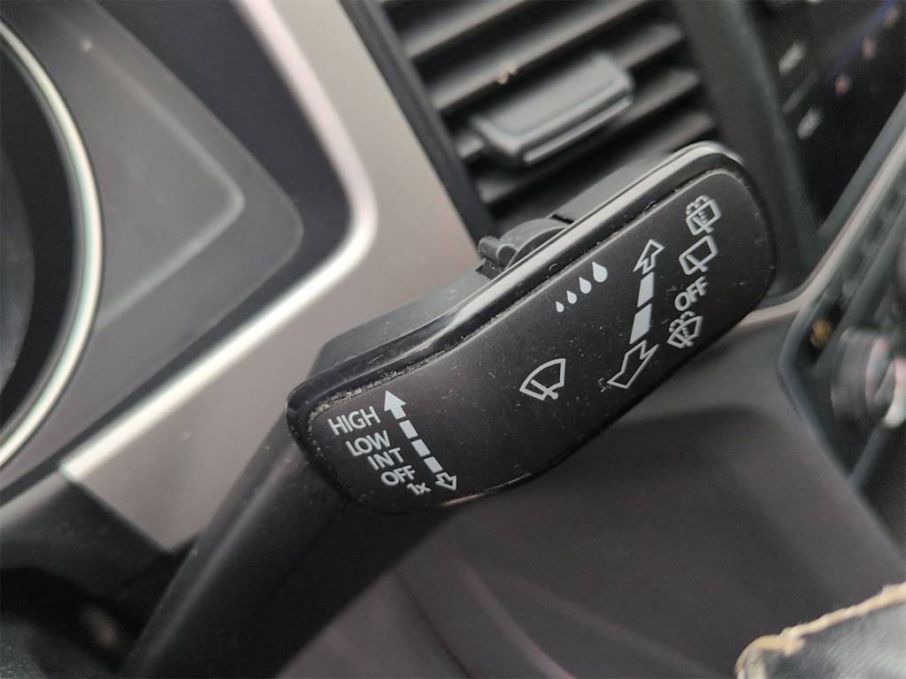 Thumbnail: 2021 Volkswagen Atlas - 27