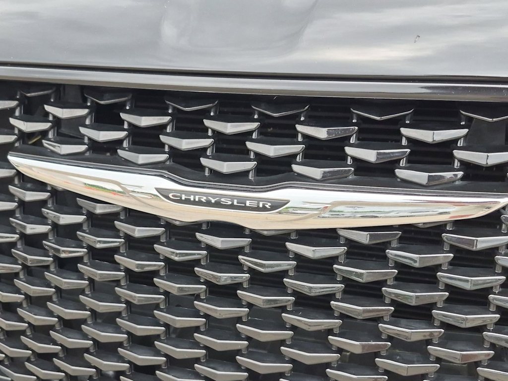 Thumbnail: 2017 Chrysler 300 - 7