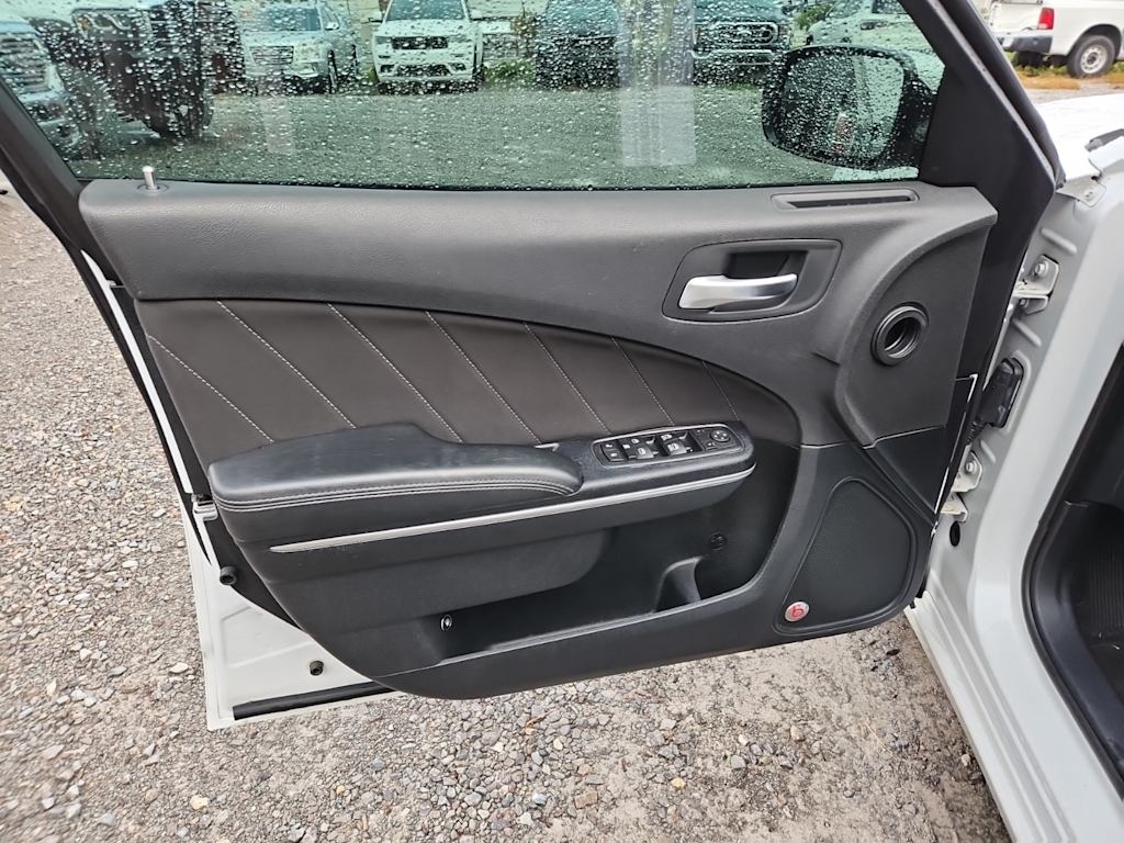 Thumbnail: 2015 Dodge Charger - 20