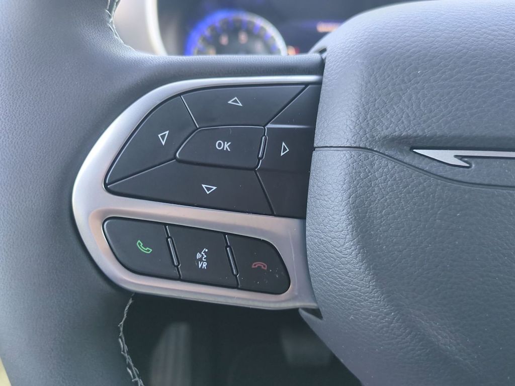 Thumbnail: 2027 Chrysler Pacifica - 26