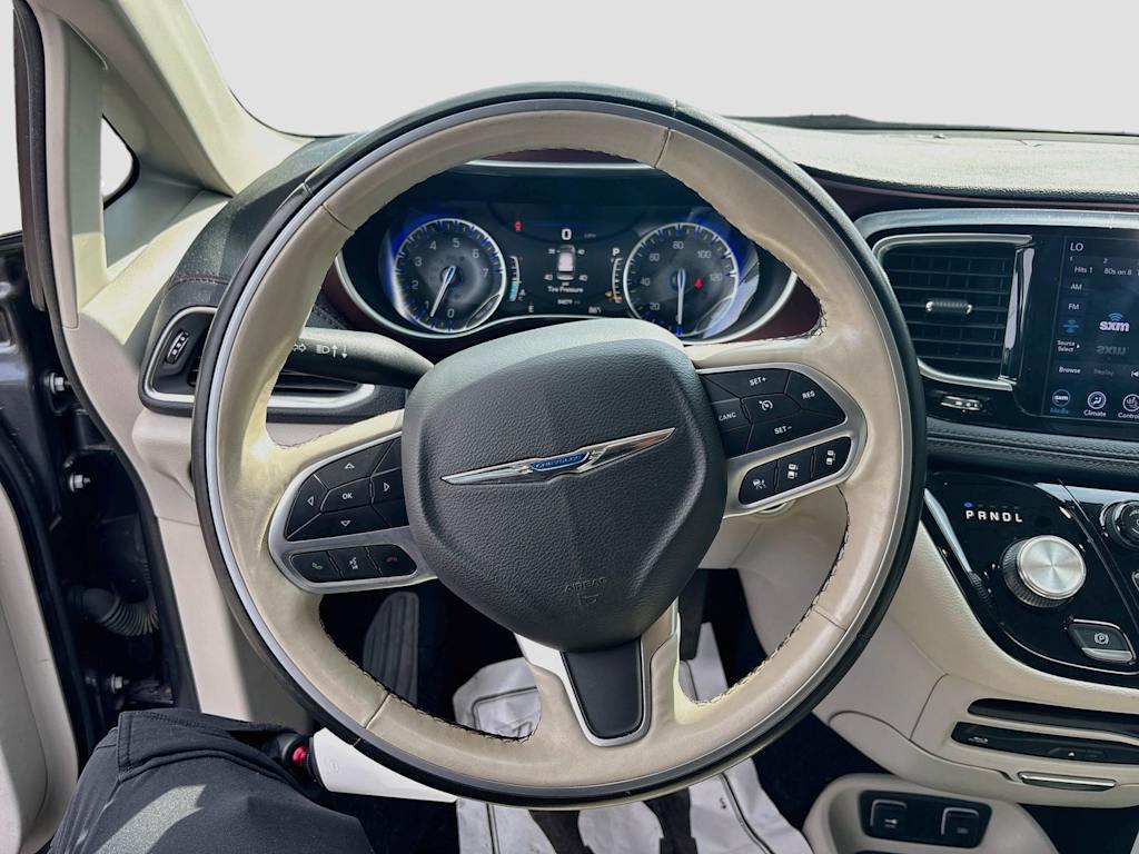 Thumbnail: 2019 Chrysler Pacifica - 2