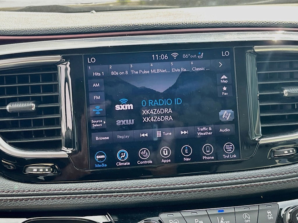 Thumbnail: 2019 Chrysler Pacifica - 24