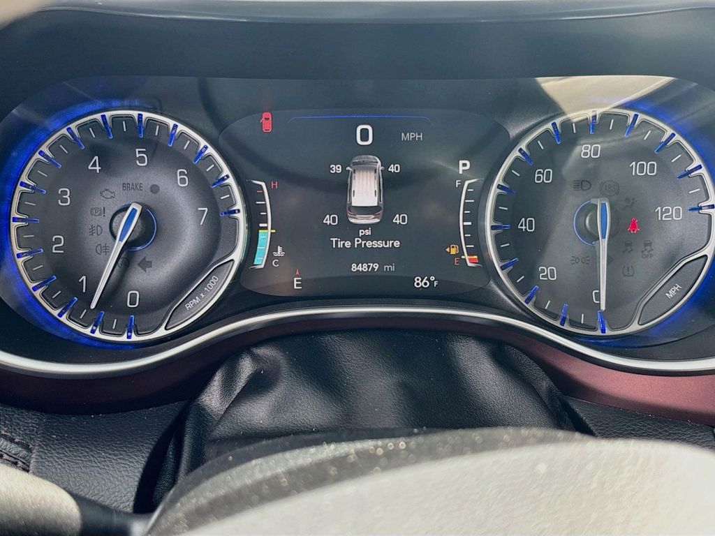 Thumbnail: 2019 Chrysler Pacifica - 15
