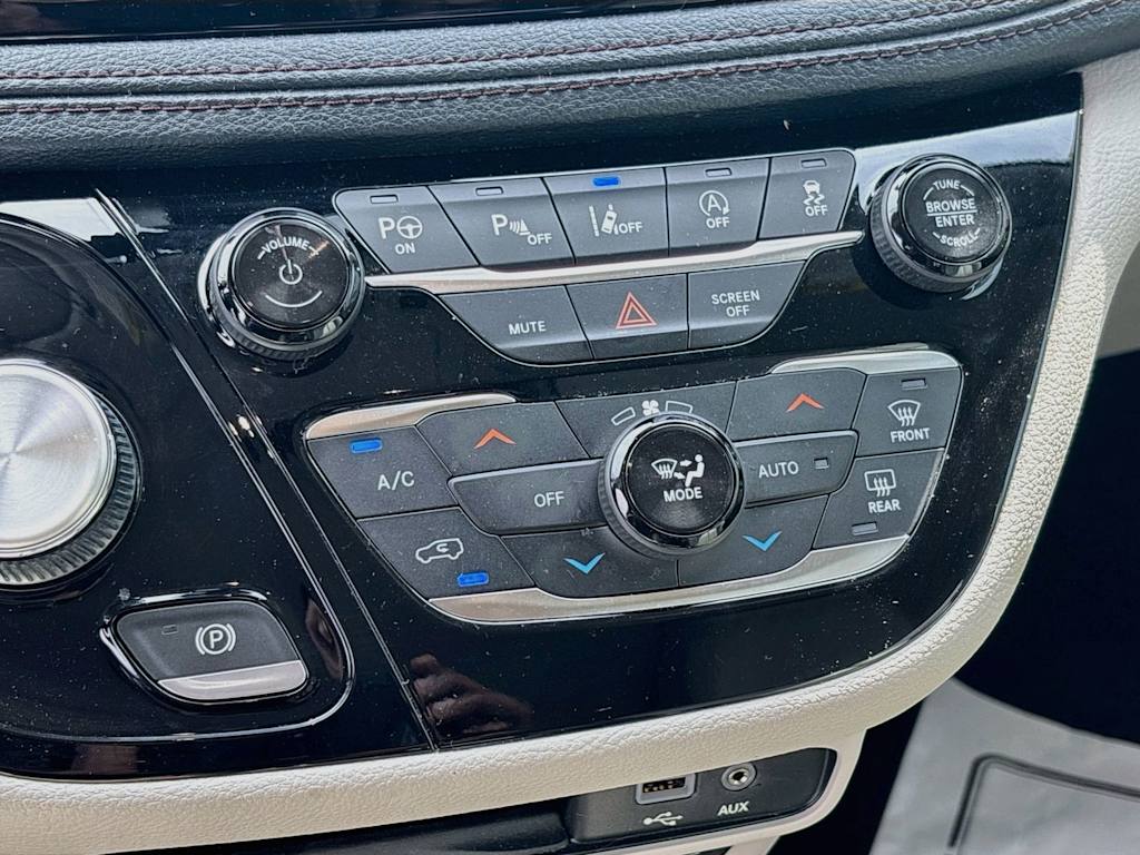 Thumbnail: 2019 Chrysler Pacifica - 28