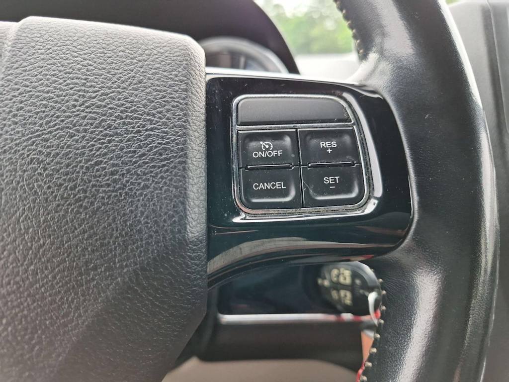 Thumbnail: 2020 Dodge Grand Caravan - 28