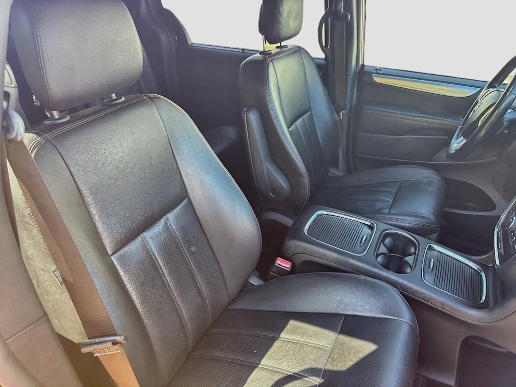 Thumbnail: 2015 Dodge Grand Caravan - 32