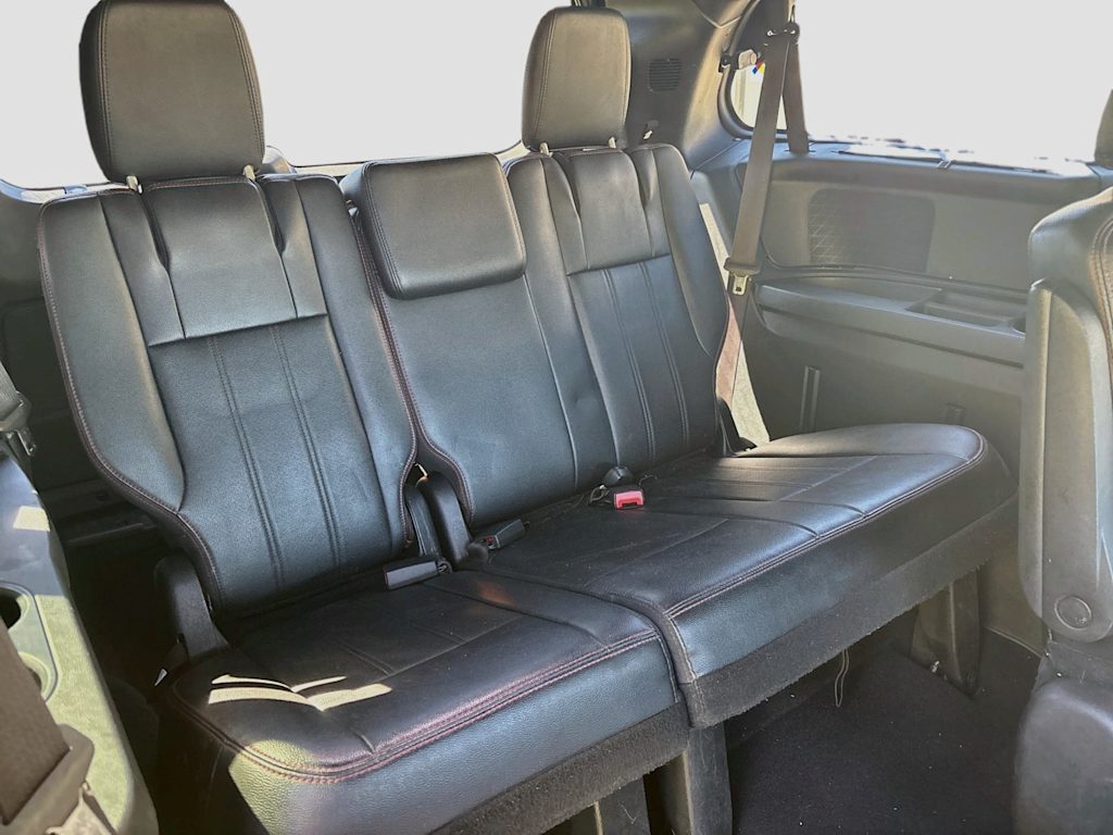 Thumbnail: 2015 Dodge Grand Caravan - 30